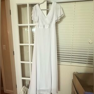 Ever Pretty White Pleated V-Neck Maxi Dress
